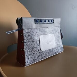 Min & Mon Gray and Blue Geometric Women's Bag